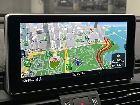 Used 2018 Audi SQ5 Prestige w/ Prestige Package image 27