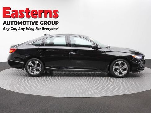 Used 2019 Honda Accord EX image 4