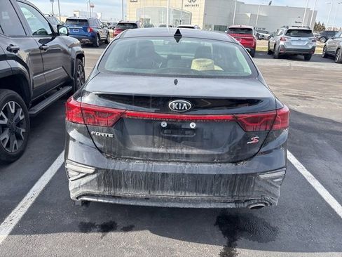 Used 2019 Kia Forte S image 5