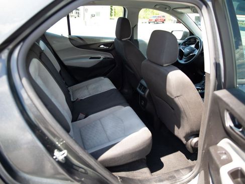 Used 2019 Chevrolet Equinox LS AWD/4WD image 22