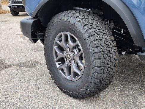 New 2025 Ford Bronco Badlands image 32