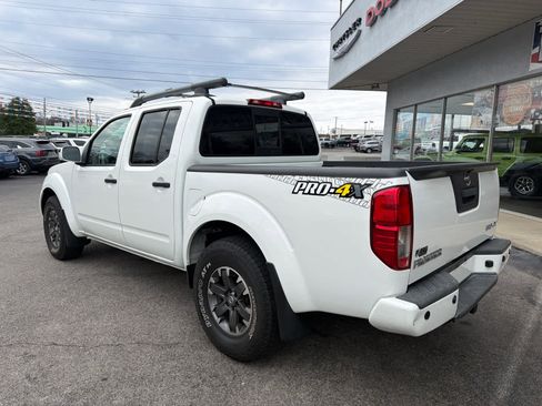 Used 2020 Nissan Frontier PRO-4X w/ Pro-4x Utility Package image 9