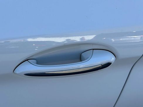 Used 2018 BMW 530i w/ Premium Package image 46