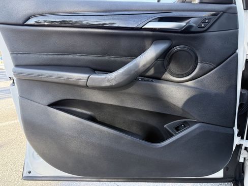 Used 2018 BMW X1 sDrive28i image 44