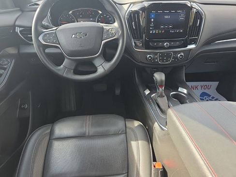 Used 2023 Chevrolet Traverse RS image 21