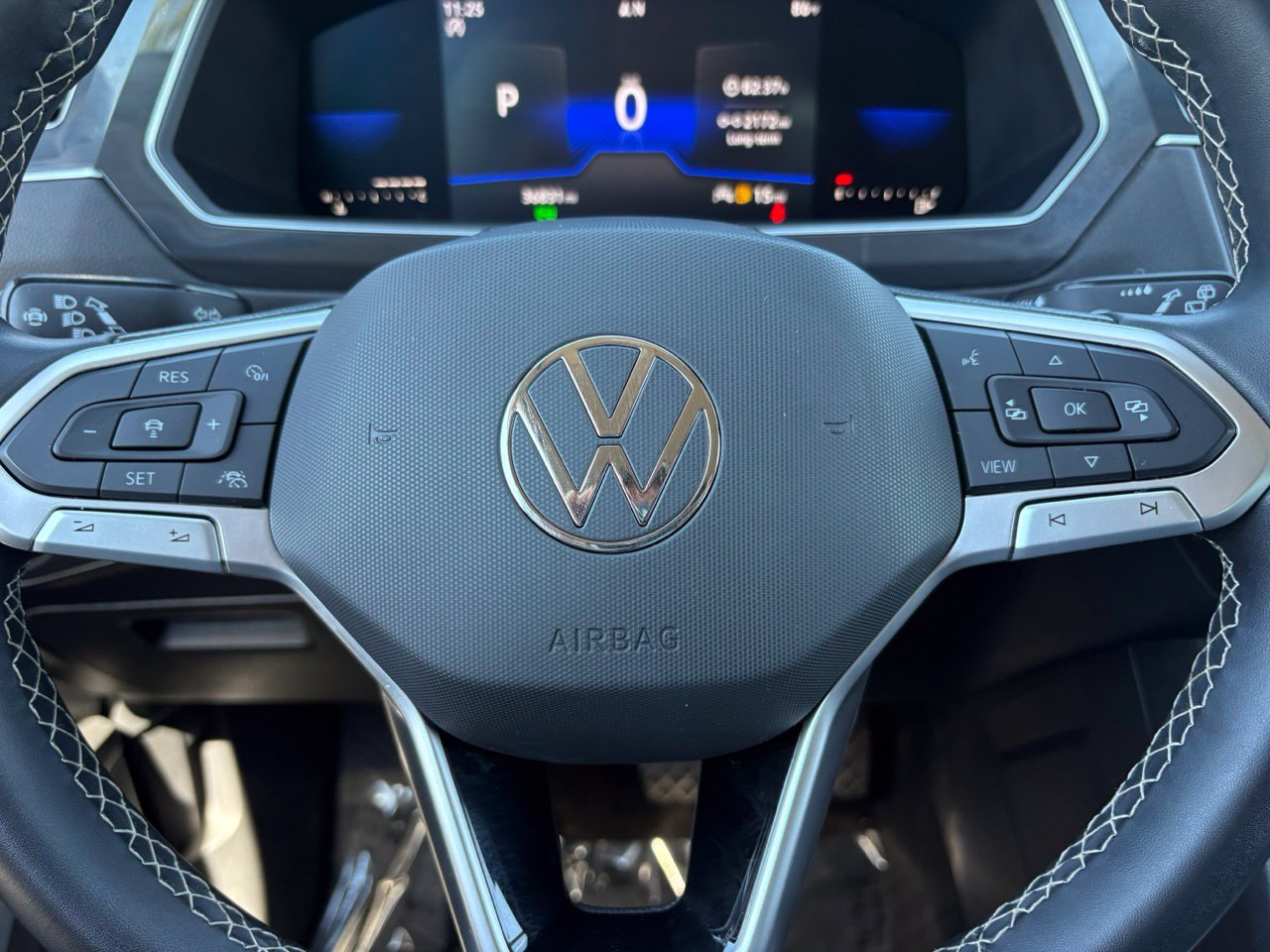 Used 2023 Volkswagen Tiguan SE FWD image 30