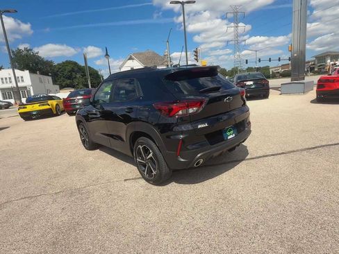 Used 2023 Chevrolet TrailBlazer RS FWD image 6
