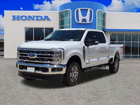 Used 2024 Ford F250 Lariat AWD/4WD image 7