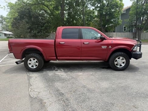 Used 2012 RAM 2500 Laramie w/ Protection Group AWD/4WD image 4