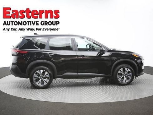 Used 2023 Nissan Rogue SV FWD image 44