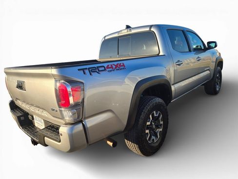 Used 2023 Toyota Tacoma TRD Off-Road w/ Technology Package image 4