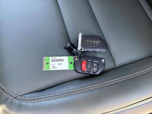 New 2026 Jeep Gladiator Mojave AWD/4WD image 29