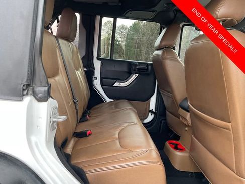 Used 2015 Jeep Wrangler Unlimited Sahara w/ Connectivity Group image 12