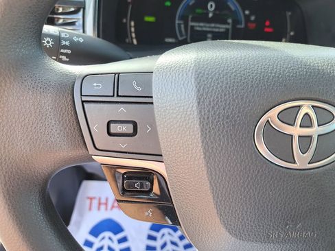 Certified 2025 Toyota Camry LE image 18