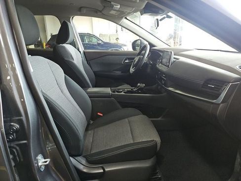 Used 2023 Nissan Rogue SV AWD/4WD image 30