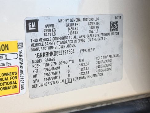 Used 2014 Chevrolet Traverse LT image 25