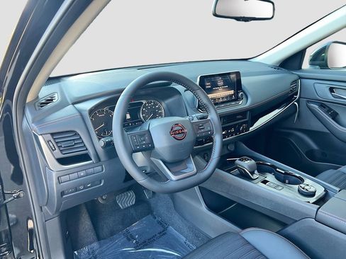 New 2026 Nissan Rogue Rock Creek image 9