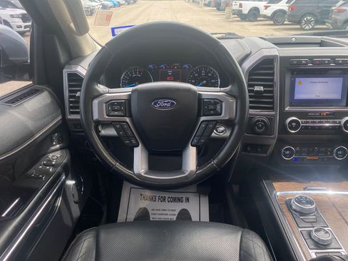 Used 2019 Ford Expedition Platinum image 22