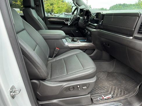 Used 2025 Chevrolet Silverado 2500 LTZ w/ Trail Boss Package AWD/4WD image 20