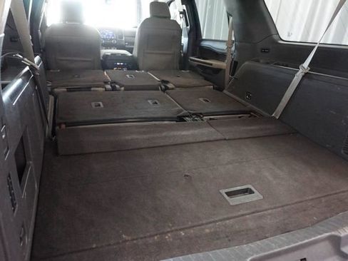 Used 2021 Ford Expedition Max Limited RWD image 19