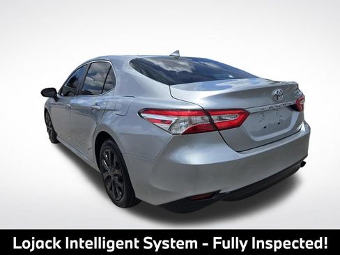 Used 2020 Toyota Camry LE FWD image 8