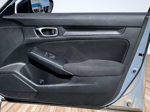 Used 2023 Honda Civic Sport image 15