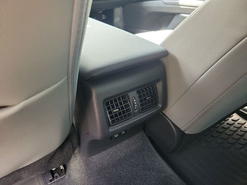 Used 2026 Toyota Camry SE FWD image 12