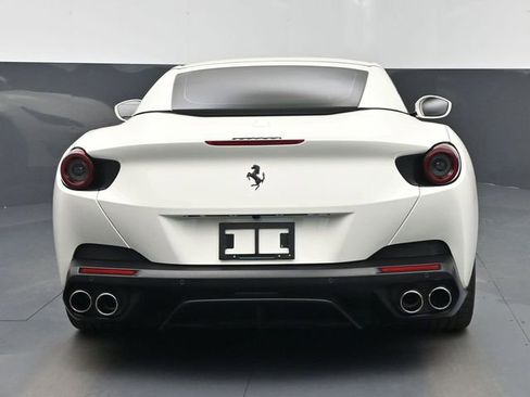 Used 2020 Ferrari Portofino RWD image 27