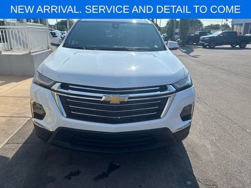 Used 2023 Chevrolet Traverse LT FWD image 4