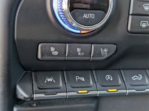 Used 2021 GMC Sierra 1500 AT4 w/ AT4 Premium Package image 17