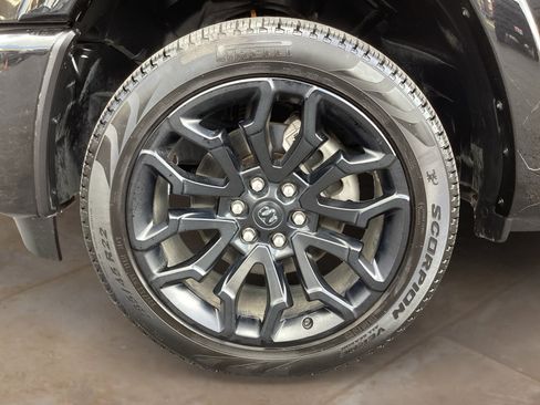 Used 2025 RAM 1500 Limited AWD/4WD image 31