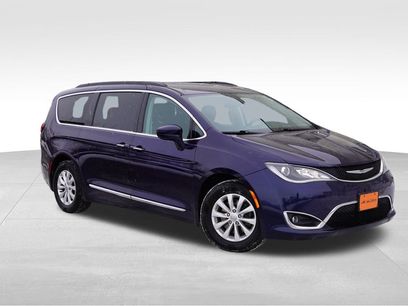 Certified 2017 Chrysler Pacifica Touring-L