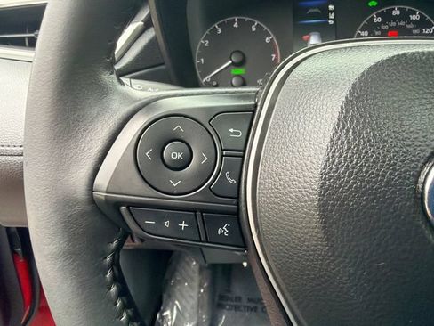 Used 2024 Toyota Corolla Cross AWD Hybrid w/ Moonroof Package image 28