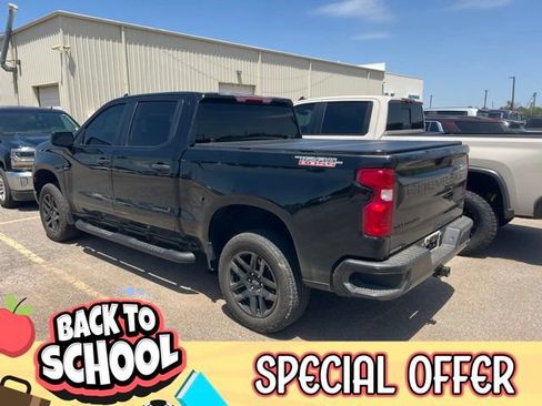 Used 2025 Chevrolet Silverado 1500 Custom Trail Boss w/ Turbomax Blackout Package AWD/4WD image 4