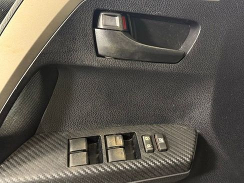 Used 2013 Toyota RAV4 XLE FWD image 13