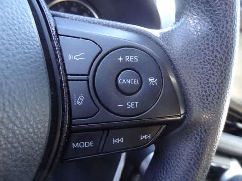 Used 2019 Toyota RAV4 LE w/ Carpet Mat Package FWD image 11