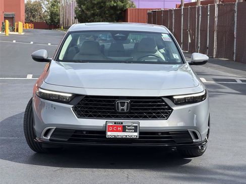 Used 2025 Honda Accord Touring image 7