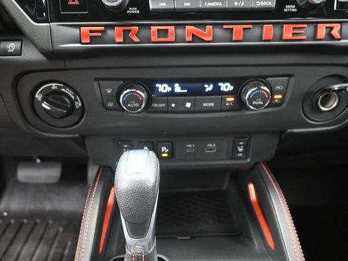 Used 2025 Nissan Frontier PRO-4X w/ Pro Convenience Package image 28