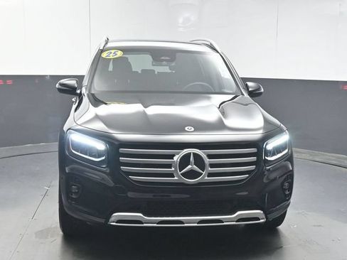 Used 2025 Mercedes-Benz GLB 250 image 3