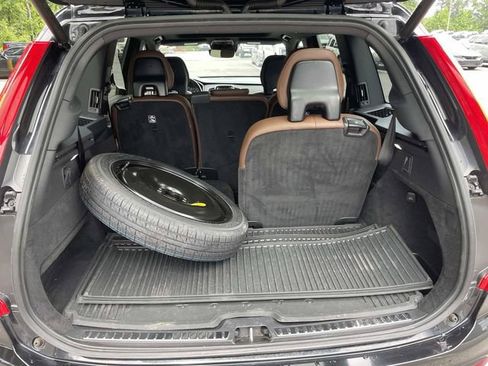 Used 2022 Volvo XC90 T6 Momentum w/ Advanced Package AWD/4WD image 9