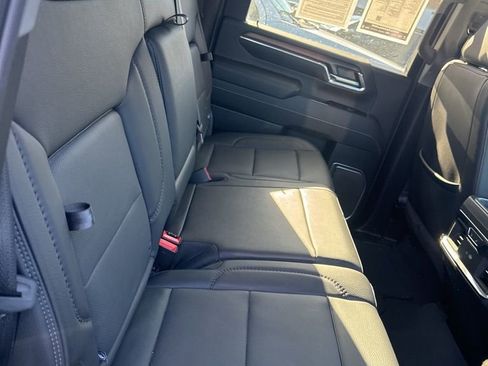 Used 2024 GMC Sierra 2500 Denali w/ Technology Package image 8