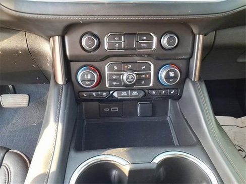 Certified 2023 Chevrolet Suburban High Country w/ Advanced Technology Package image 25