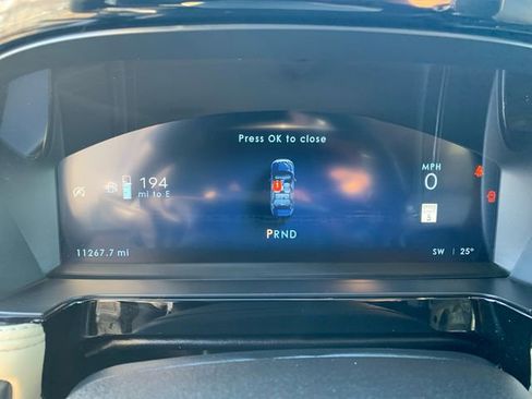 Used 2025 Lincoln Corsair AWD w/ Equipment Group 101A image 29