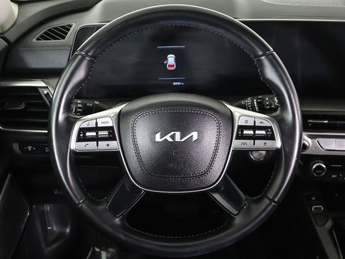 Used 2023 Kia Telluride S image 38