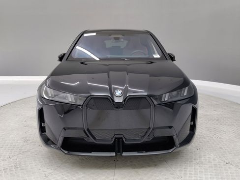 Used 2026 BMW iX xDrive60 w/ M Sport Package AWD/4WD image 2