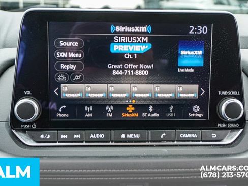 Used 2024 Nissan Rogue SV FWD image 37