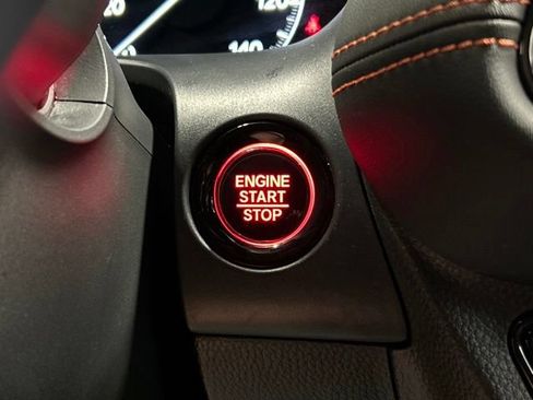 Certified 2025 Honda HR-V Sport image 29