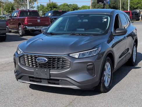 Used 2023 Ford Escape Active FWD image 7
