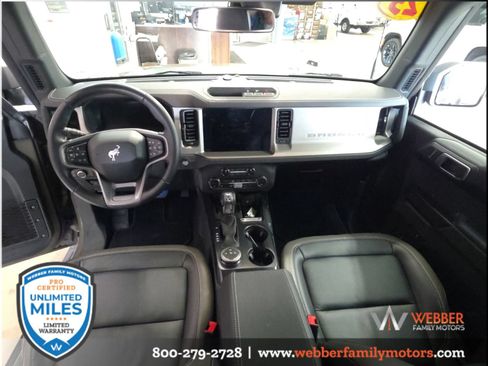 Used 2025 Ford Bronco Outer Banks AWD/4WD image 15