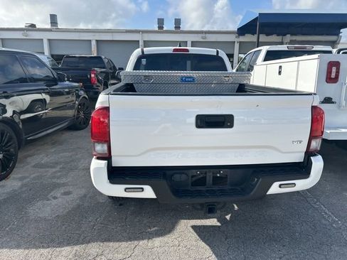 Used 2023 Toyota Tacoma SR image 12